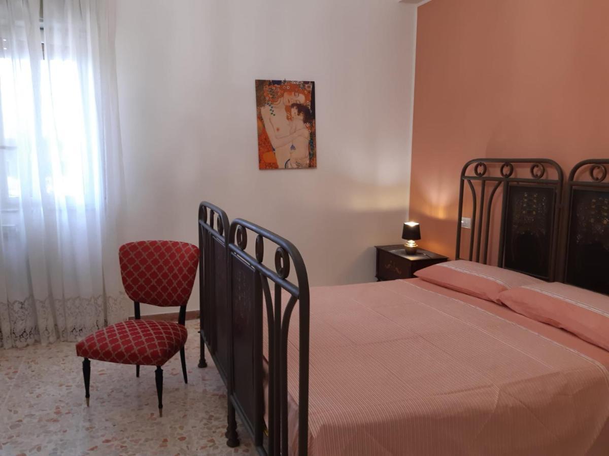 Casa Dei Mori Apartment Milazzo Luaran gambar